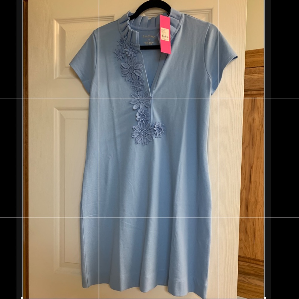 NWOT Lilly Pulitzer collard shirt dress. Size medium.